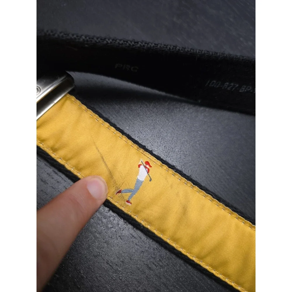 HTF Nexbelt Ratchet Golf Belt Yellow Golfer Putting Green Print Cut to Fit 47.5